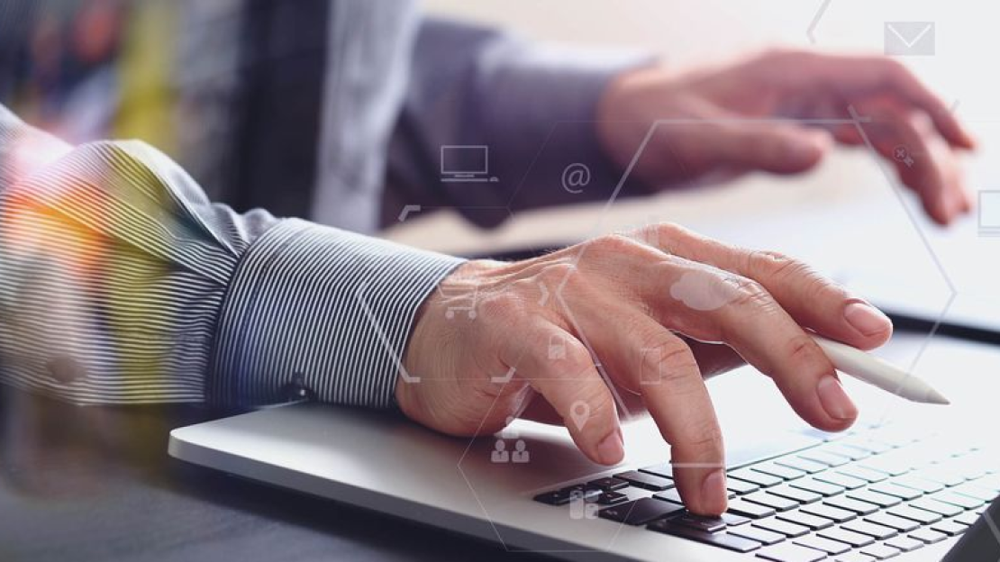számla adatszolgáltatás az interneten könyvelőiroda debrecen